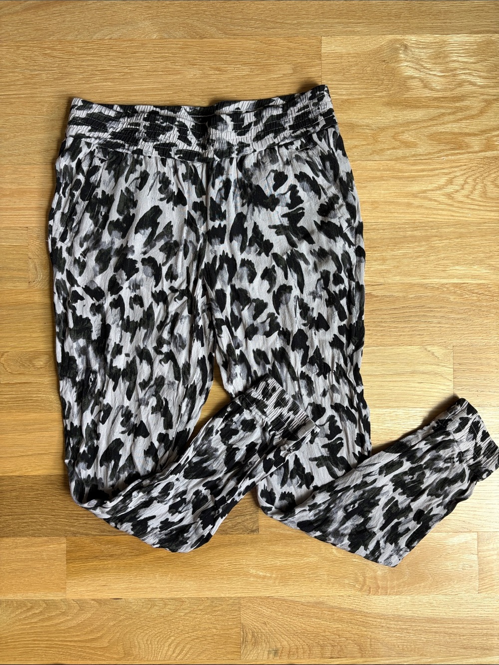LOFT | PATTERNED JOGGER PANT
